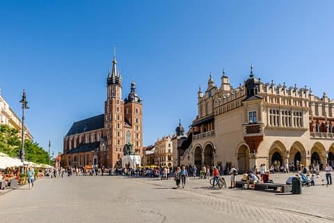 12-day tour around Poland by train