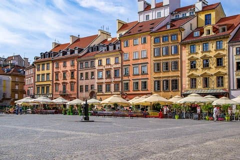 Discover Warsaw’s most Photogenic Spots with a Local