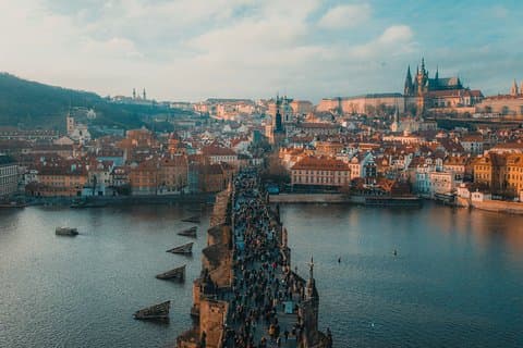 Luxury transport from/to Warsaw - Prague / Václav Havel Airport by private car