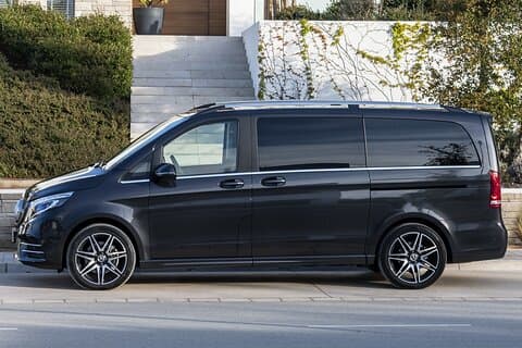 Airport Transfer: Warsaw Airport WAW to Warsaw by Luxury Van