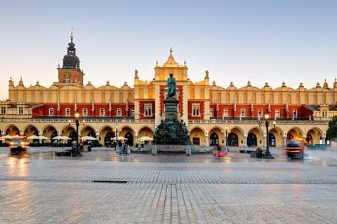 Krakow Old Town and Cloth Hall Private Guided Tour