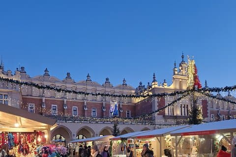 Krakow: Christmas Market Tour with Food Tasting