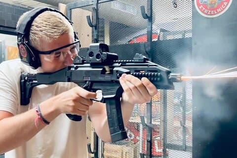 Krakow: Shooting Range Experience Small Group and Hotel Pick Up
