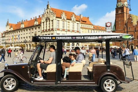 Wroclaw: Tour with RETRO e-bus, 2h Gr. 3-7 people, English-guide