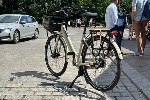 Krakow Full Day Bike and E-Bike Rental with City Routes and Tips