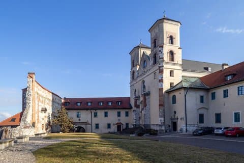 Krakow Half Day Tour Tyniec Abbey and Wine Tasting