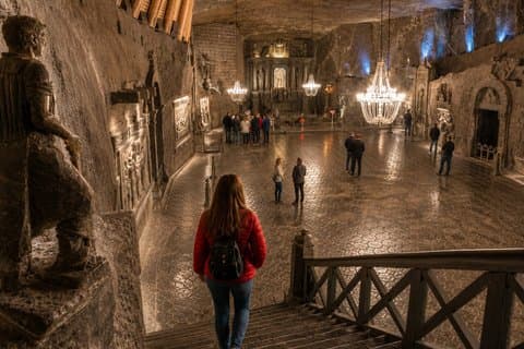 From Krakow: Salt Mine Fast-Track Ticket, Guide & Hotel Pick-up