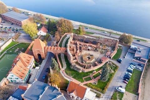 Toruń Self Guided Walking Tour at Medieval Old Town
