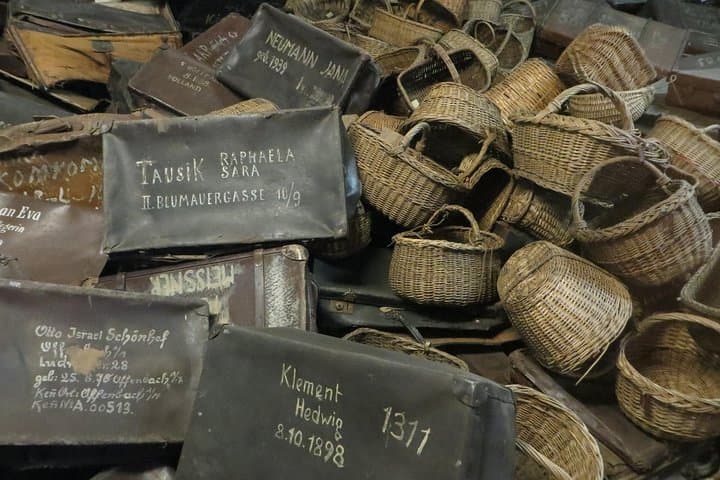 Auschwitz- Birkenau and Wieliczka Salt Mine in One Day
