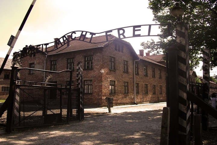 Auschwitz-Birkenau Guided Tour - Private Transport With Tickets