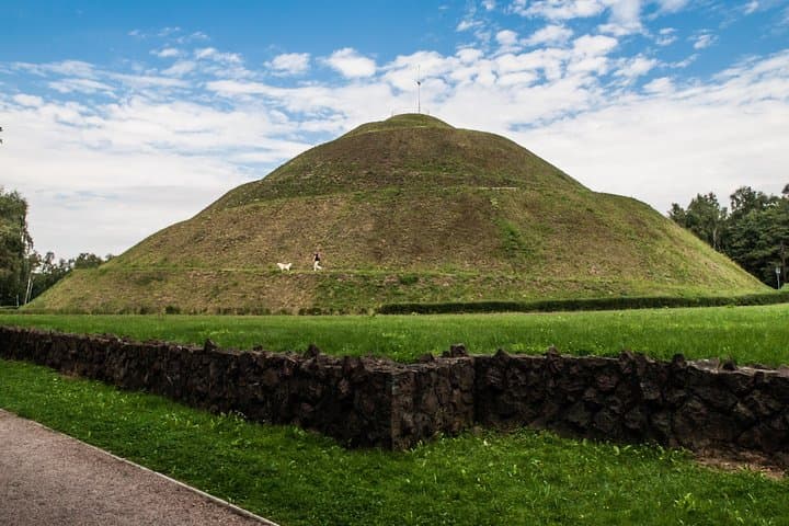 Krakow Mounds Tour, private