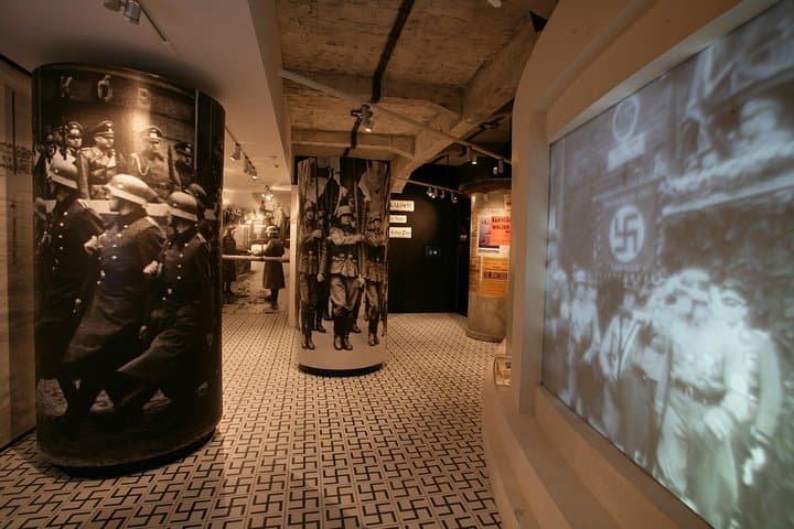 Schindler's Factory Guided Tour in Krakow & skip the line ticket