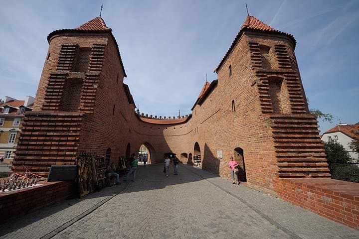 Warsaw Old Town with Royal Castle + Royal Route: PRIVATE TOUR /inc. Pick-up/