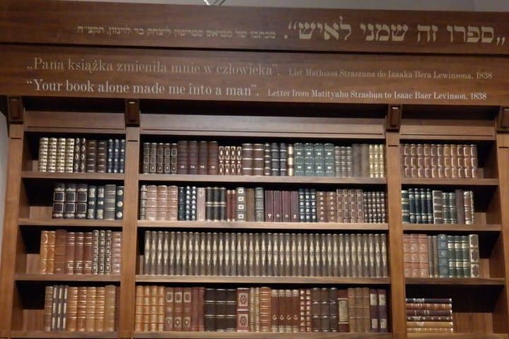 POLIN Museum of the History of Polish Jews : PRIVATE TOUR /inc. Pick-up/