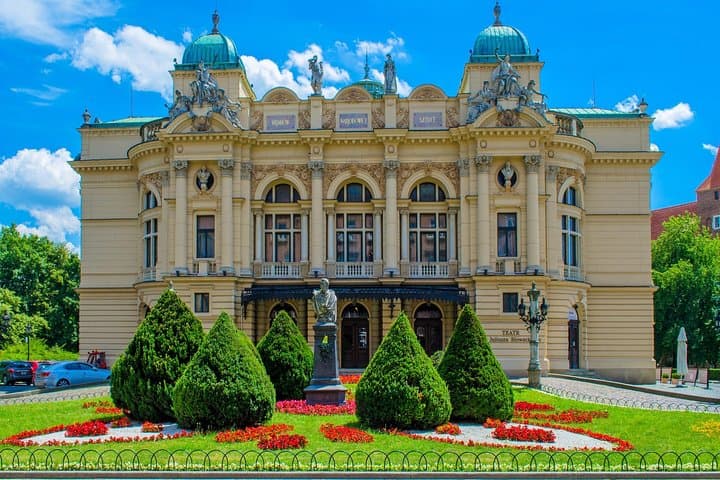 Krakow and Wieliczka Salt Mine Tour from Wroclaw - Local guides included