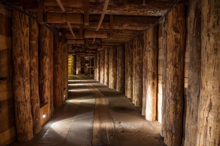 Salt Mine corridor
