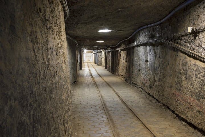 Wieliczka Salt Mine: 4-Hour Guided Tour from Krakow