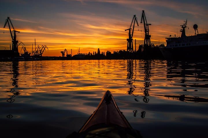 Sunset kayak tour in Gdansk