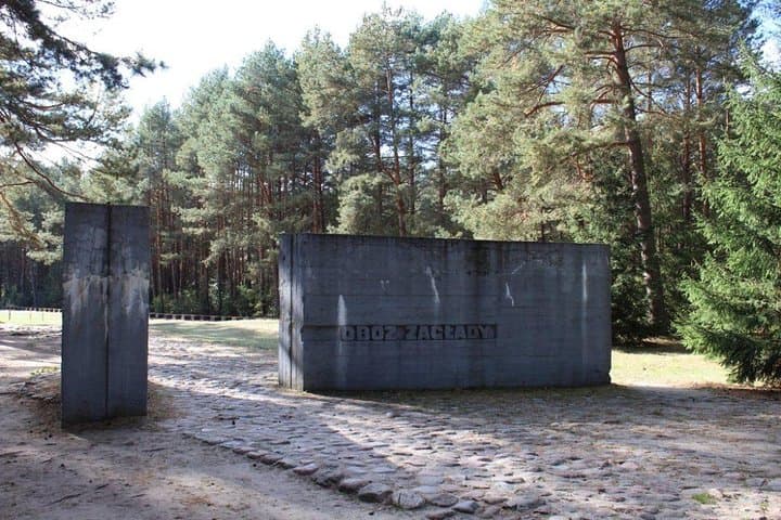 Treblinka Concentration Camp, Heartbreaking Tour from Warsaw