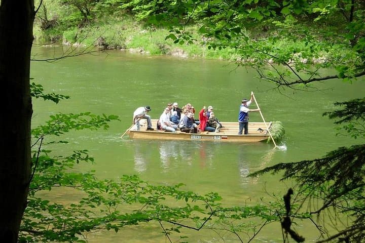 Best Value Tour for Classic Rafting in Dunajec River Gorge from Krakow