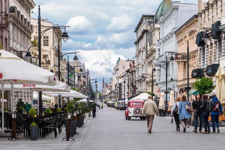 Lodz Small Group Tour from Warsaw with Lunch