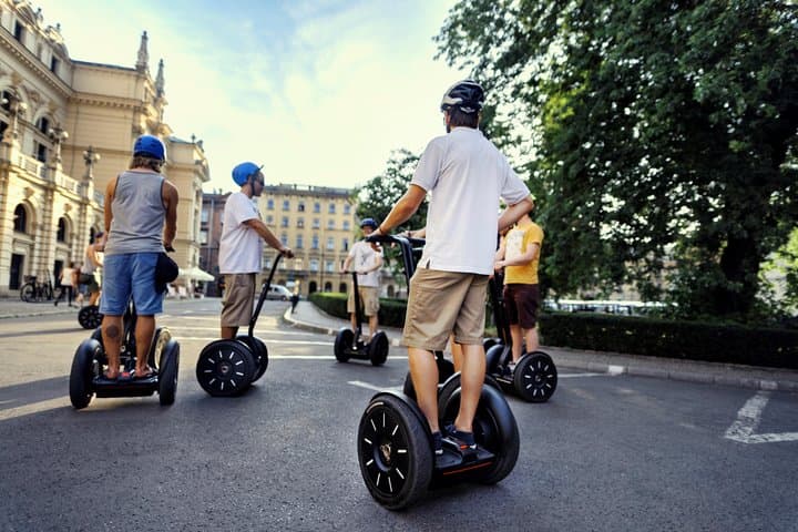 Segway Tour Gdańsk: Shipyard Tour - 1,5-Hour of Magic!