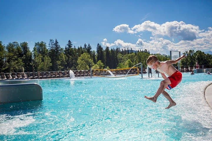 From Krakow: Zakopane Tatra Mountains & Thermal Baths Private Tour