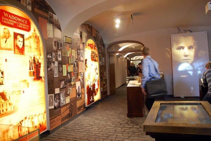 Krakow: Pope John Paul II History: Guided Tour - Home & Sanctuary