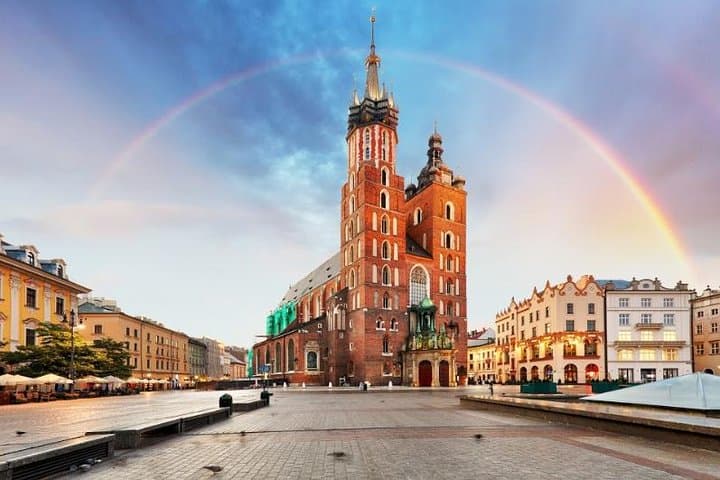 Krakow Highlights of Old & New Town Private Walking Tour