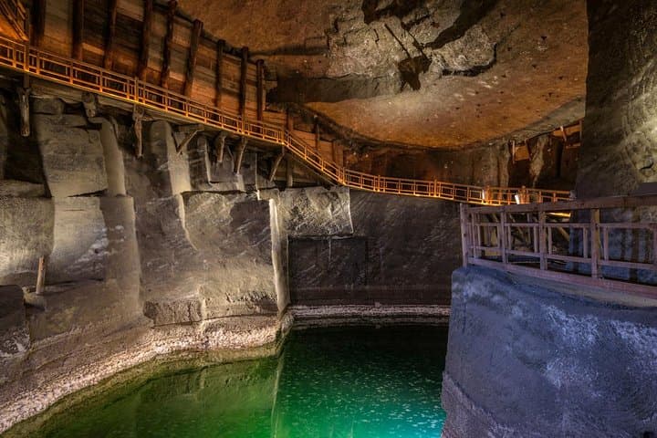 Krakow and Wieliczka Small Group Tour from Lodz with Lunch