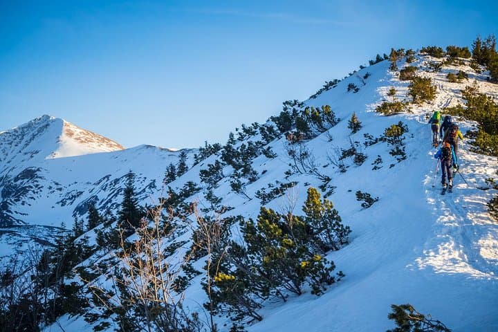 8 hours skitour trip in Tatra Mountains for advanced