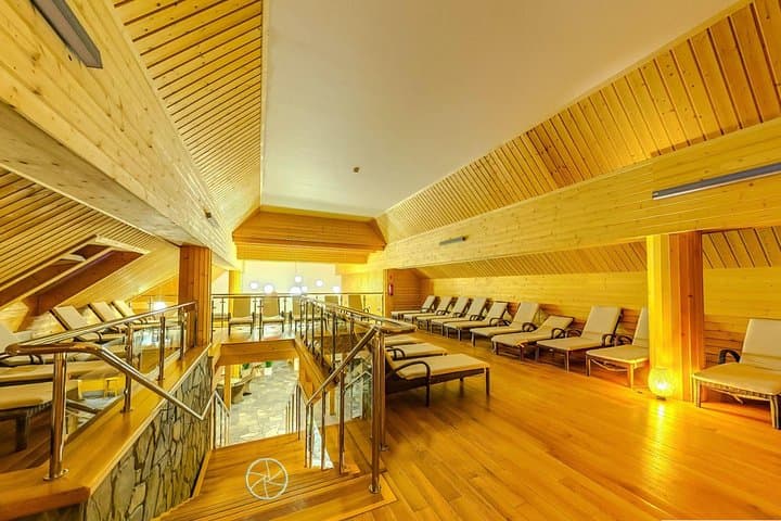 Chocholowskie Thermal Baths Full Access with Private Transfers from Krakow