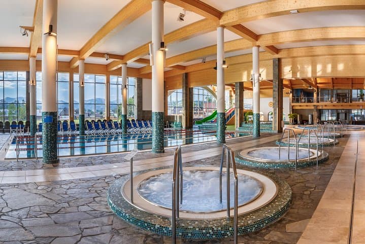 Thermal Pools in Chocholow, regular small group tour from Krakow
