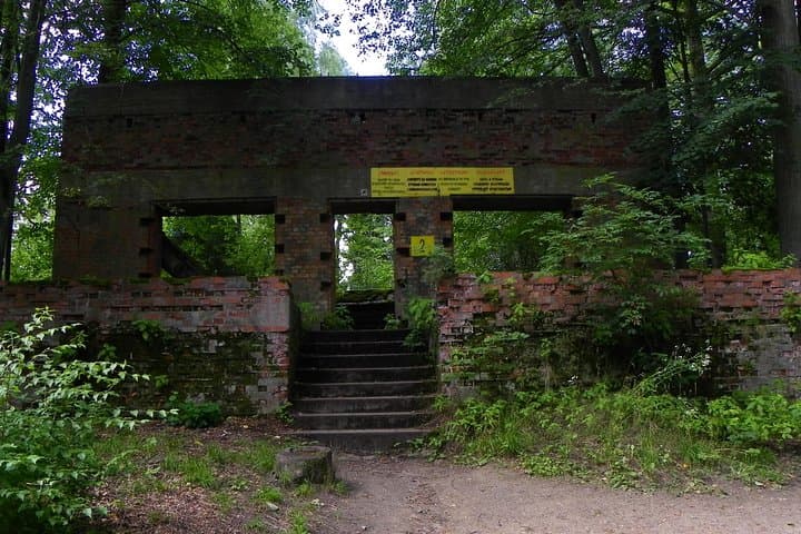 Wolfs Lair "Hitler's Headquarters" - Full Day Tour from Warsaw by private car