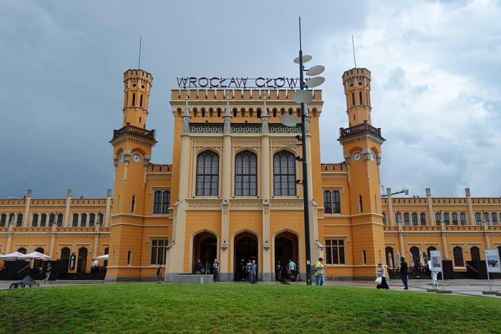 Wroclaw - Full Day Tour from Warsaw by private car