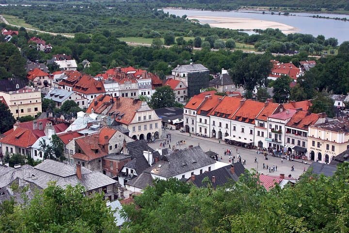 Full-Day Kazimierz Dolny Private Tour from Warsaw with Guide