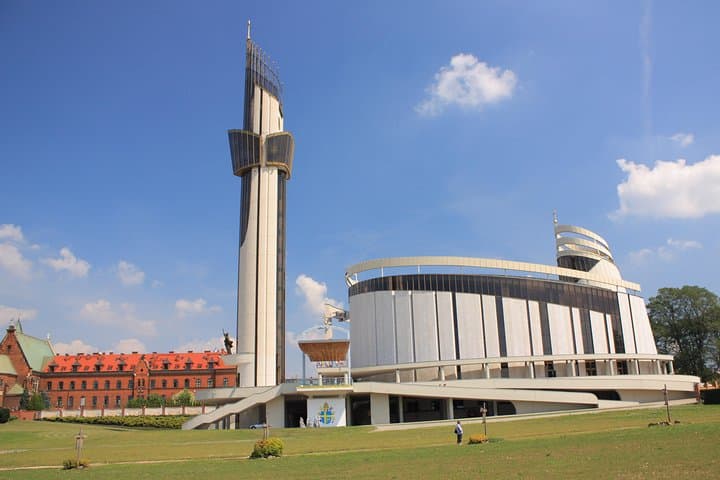 John Paul II Route Guided Tour With Private Transport