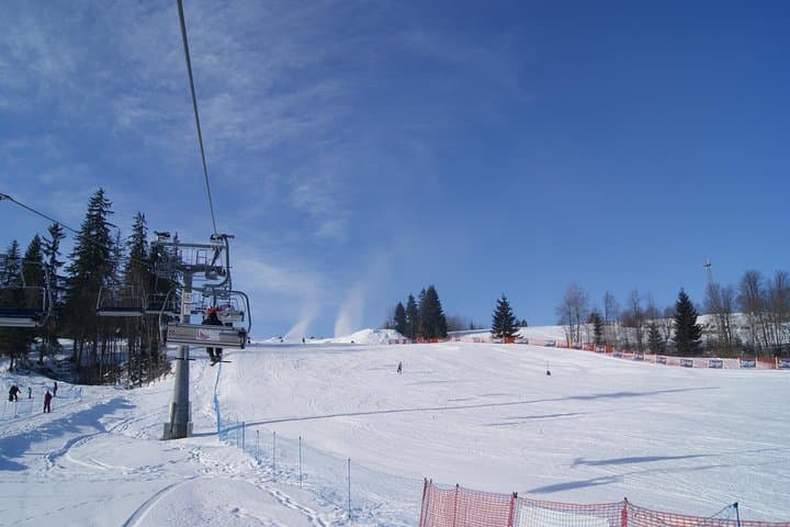 From Krakow: Skiing and Zakopane Tour Experience