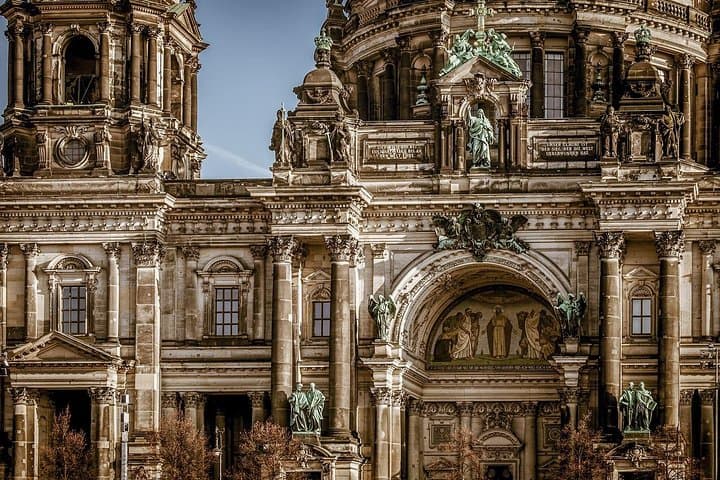 Private Transfer from Krakow to Berlin, Hotel-to-hotel, English-speaking driver