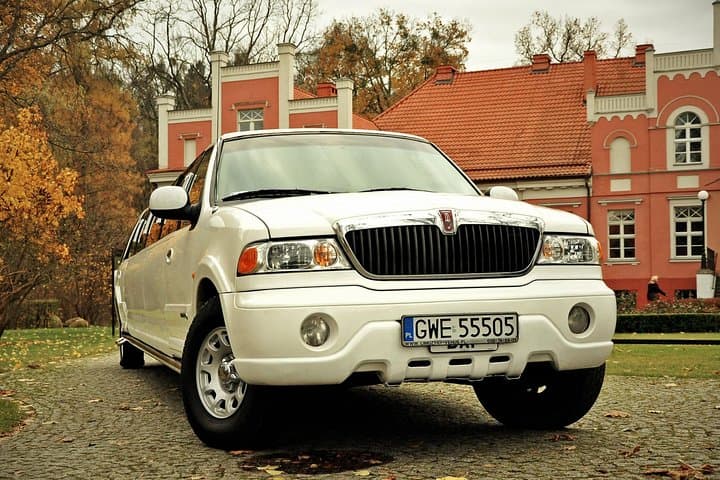 Luxury Limousine Transfer from Gdansk Airport (GDN)