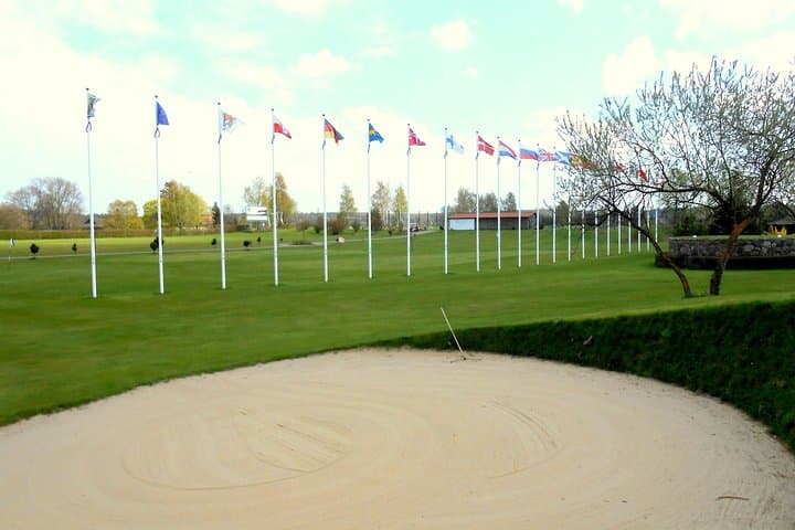 Private transfer from Airport Gdansk to Postołowo Golf Club