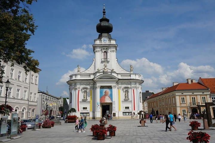 From Krakow: Wadowice and Czestochowa Full-Day Tour