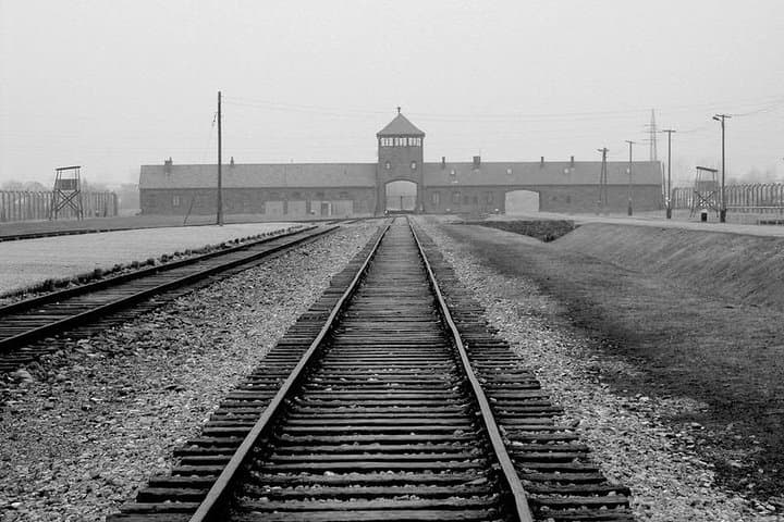 From Krakow: Private Transfer to Auschwitz-Birkenau
