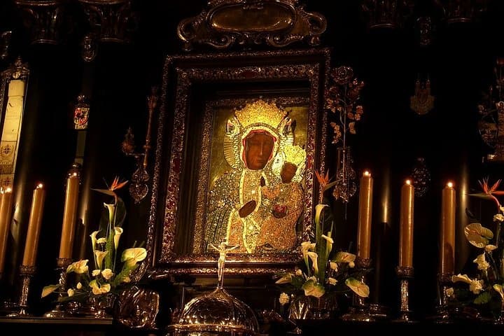 Full-Day Private Tour to Black Madonna Częstochowa from Cracow