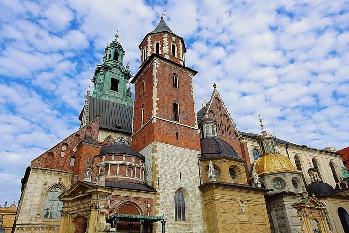 Warsaw to Krakow Private Day Trip with Transport and Guide