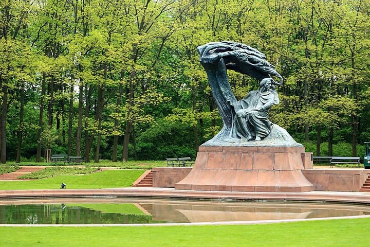 Warsaw Old Town with Royal Castle + Lazienki Park: SMALL GROUP /inc. Pick-up/