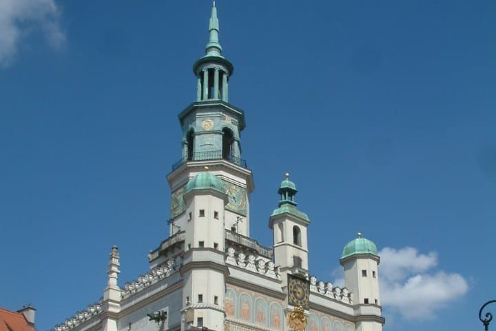 Private guide-driver & van services in Poland & Central Europe