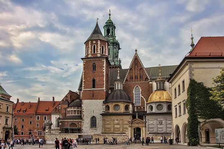Private 3-hours Walking Tour of Krakow with official tour guide