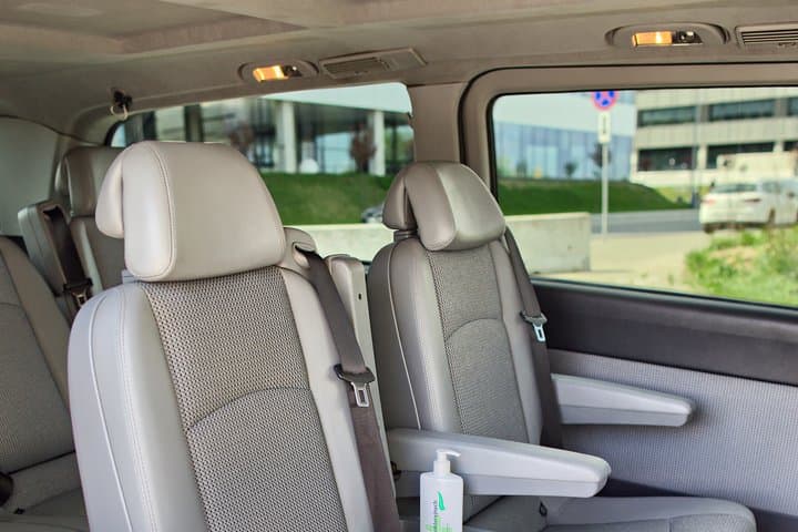 Private Door-to-Door Transfer from Krakow to Vienna