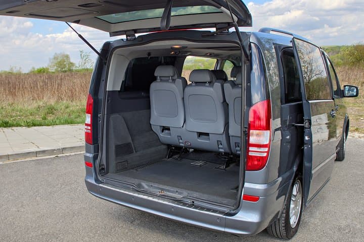 Private Door-to-Door Transfer from Krakow to Warsaw